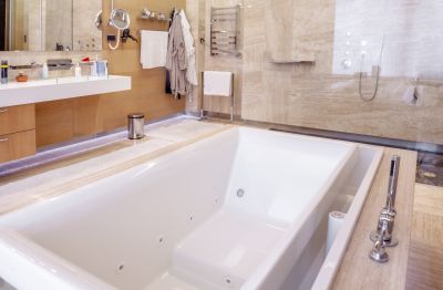 Cost of Bathtub Refinishing in Elgin, TX